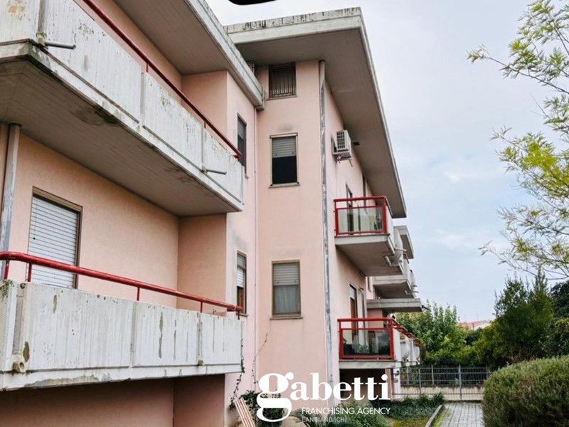 Attico in Vendita a Paglieta, 28'000&euro;, 60 m²