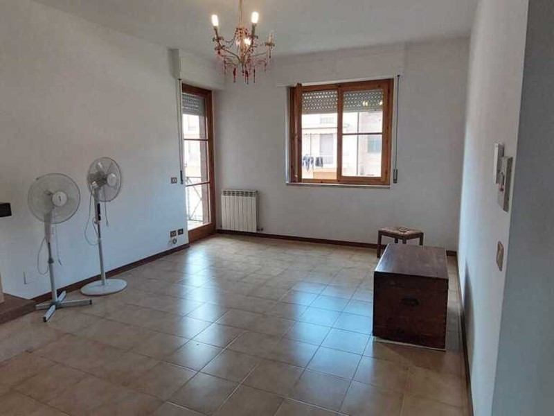 Appartamento in Vendita a Asciano, 129'000&euro;, 100 m², con Box