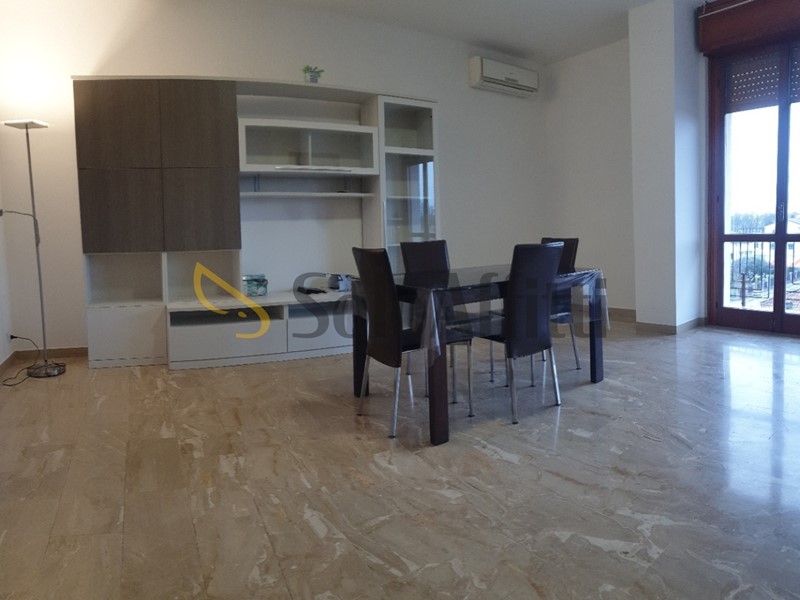 Quadrilocale in Affitto a Legnago, zona Ospedale, 750&euro;, 100 m², arredato, con Box