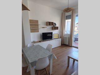 Bilocale in Vendita a Busto Arsizio, 145'000&euro;, 71 m², arredato, con Box