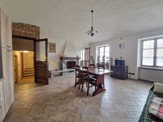 Bilocale in Affitto a Nole, 60 m², arredato