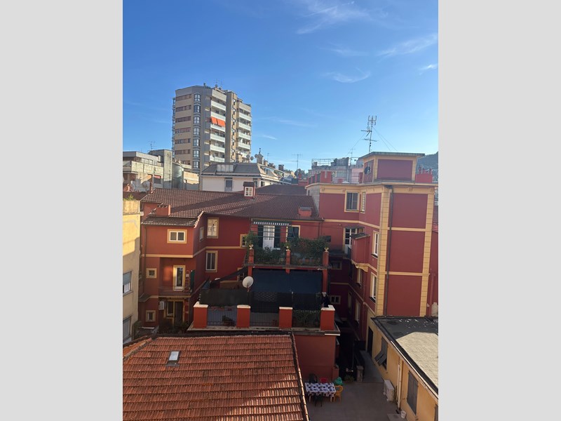 Bilocale in Vendita a Rapallo, zona centro, 160'000&euro;, 60 m²