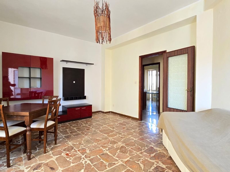 Appartamento in Vendita a Iglesias, zona Via Marghine, 105'000&euro;, 135 m²