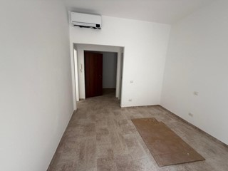 Trilocale in Vendita a Viareggio, 280'000&euro;, 70 m²