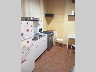 Bilocale in Vendita a Casciana Terme Lari, zona Boschi di Lari, 60'000&euro;, 41 m², arredato