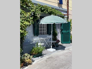 Bilocale in Affitto a Livorno, zona Antignano, 800&euro;, 65 m², arredato