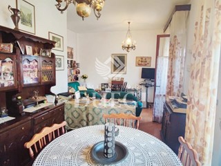 Appartamento in Vendita a Viareggio, 260'000&euro;, 85 m²