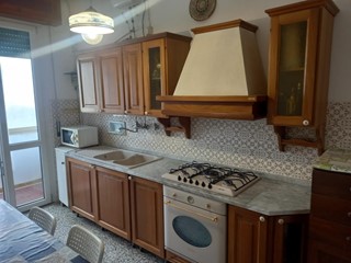 Quadrilocale in Affitto a Pisa, zona Marina di Pisa, 1'200&euro;, 85 m², arredato
