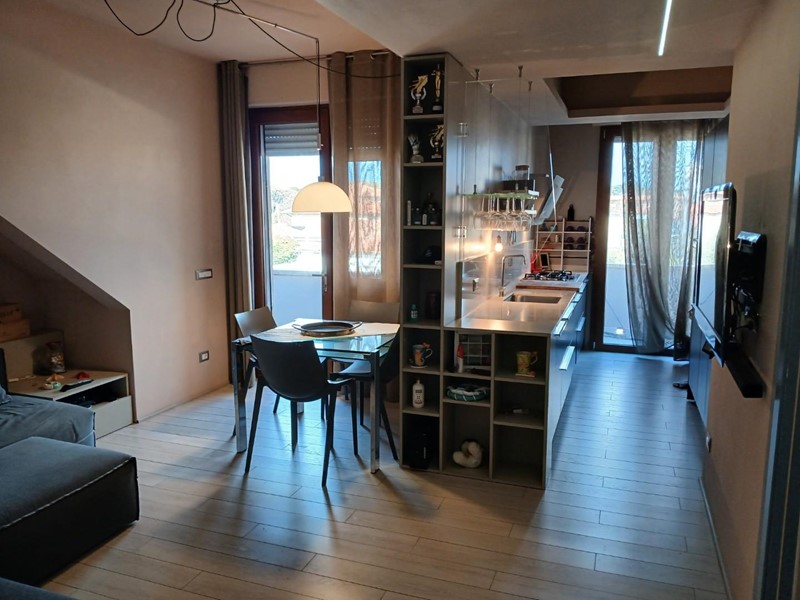 Trilocale in Affitto a Pisa, zona Marina di Pisa, 1'400&euro;, 60 m², arredato