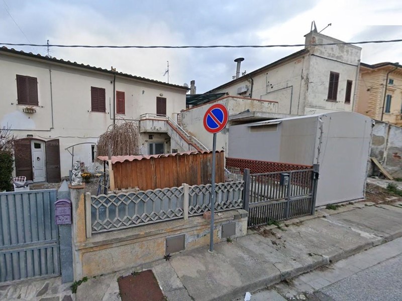 Quadrilocale in Vendita a Cascina, 47'250&euro;, 97 m²