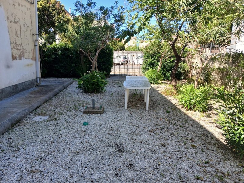 Trilocale in Affitto a Pisa, zona Marina di Pisa, 2'300&euro;, 80 m², arredato