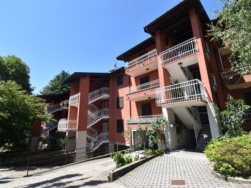 Bilocale in Vendita a Leggiuno, 80'000&euro;, 60 m²