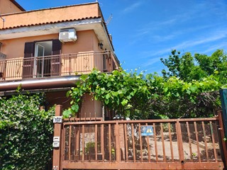 Trilocale in Vendita a Cerveteri, 109'000&euro;, 97 m²