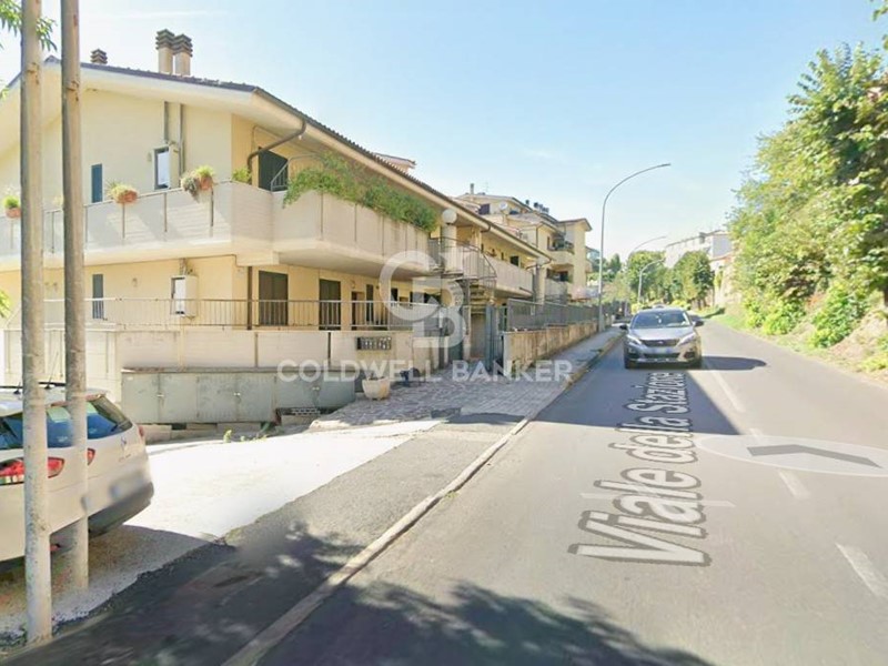 Quadrilocale in Vendita a Sutri, 130'000&euro;, 90 m²