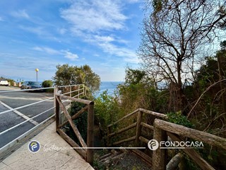 Trilocale in Vendita a Bergeggi, 380'000&euro;, 70 m²