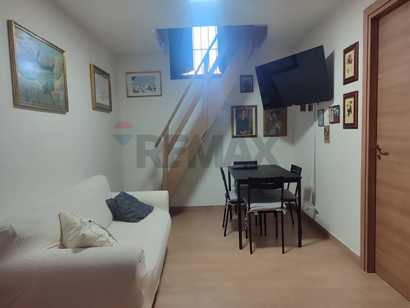 Quadrilocale in Vendita a Catania, 60'000&euro;, 70 m²