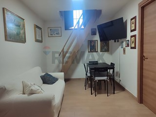 Quadrilocale in Vendita a Catania, 60'000&euro;, 70 m²