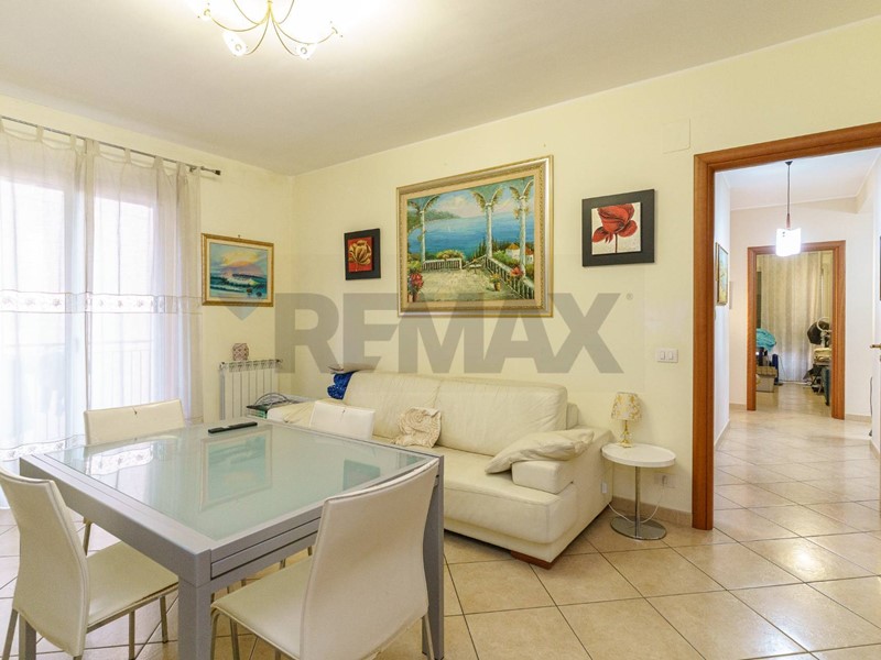 Quadrilocale in Vendita a Catania, 127'000&euro;, 106 m²