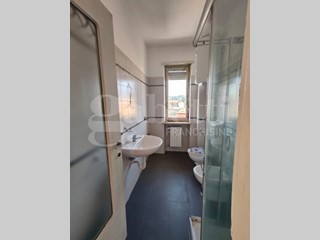 Quadrilocale in Vendita a Biella, 55'000&euro;, 100 m², con Box