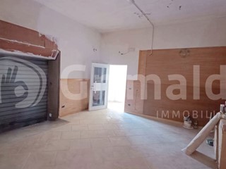 Trilocale in Vendita a Marigliano, 170'000&euro;, 200 m²
