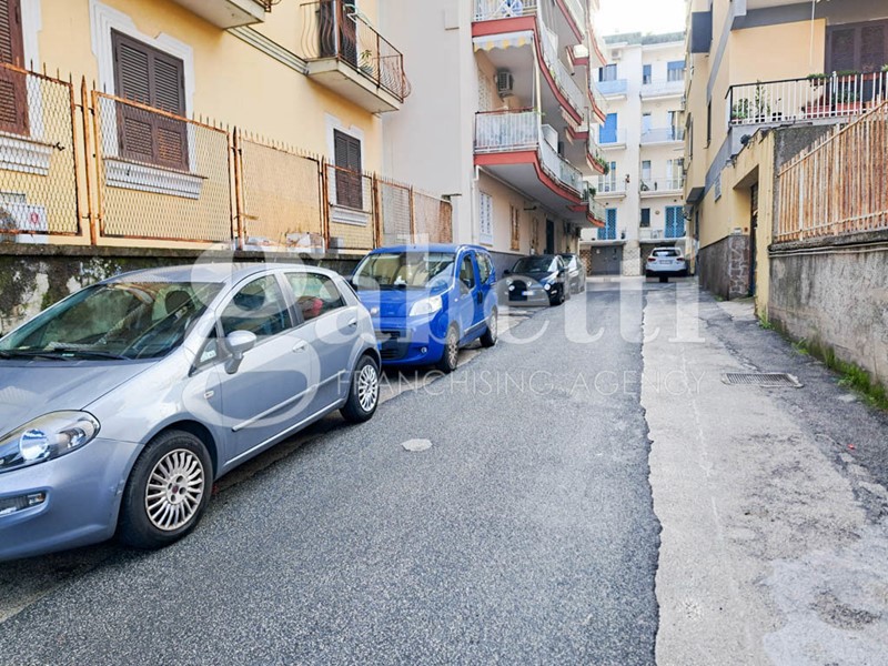 Quadrilocale in Vendita a Pozzuoli, 179'000&euro;, 120 m²