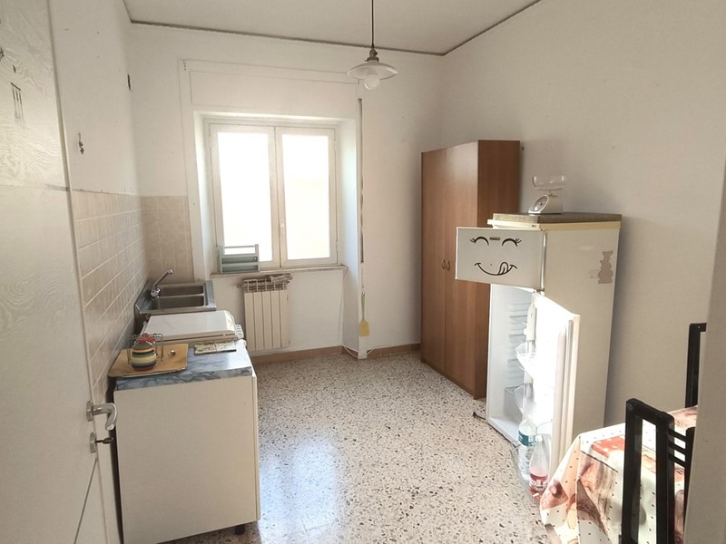 Appartamento in Vendita a Messina, 98'000&euro;, 95 m²