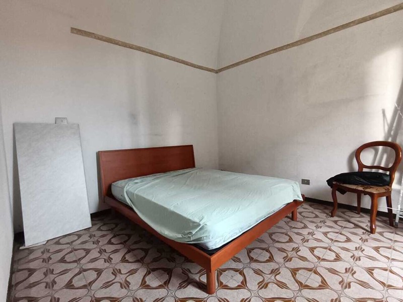 Trilocale in Vendita a Pontedassio, 65'000&euro;, 73 m²