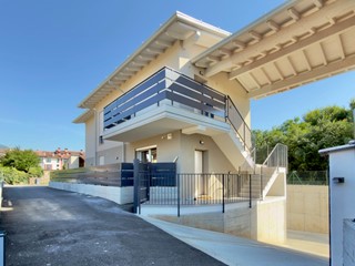 Trilocale in Vendita a Nuvolera, 255'000&euro;, 107 m², con Box