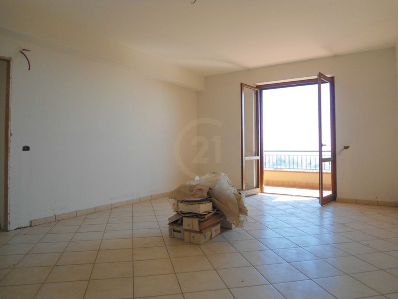 Trilocale in Vendita a Acireale, zona San Giovanni Bosco, 170'000&euro;, 110 m²