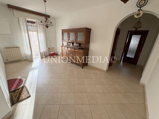 Quadrilocale in Vendita a Sarzana, 190'000&euro;, 84 m²