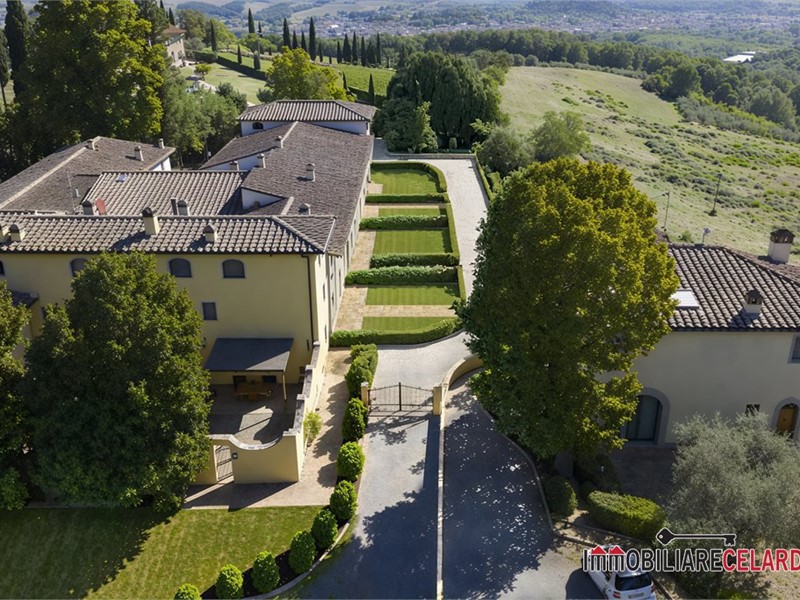 Trilocale in Vendita a Gambassi Terme, 240'000&euro;, 79 m²