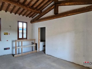 Bilocale in Vendita a Gambassi Terme, 170'000&euro;, 57 m²