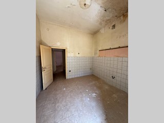 Bilocale in Vendita a Afragola, 60'000&euro;, 48 m²