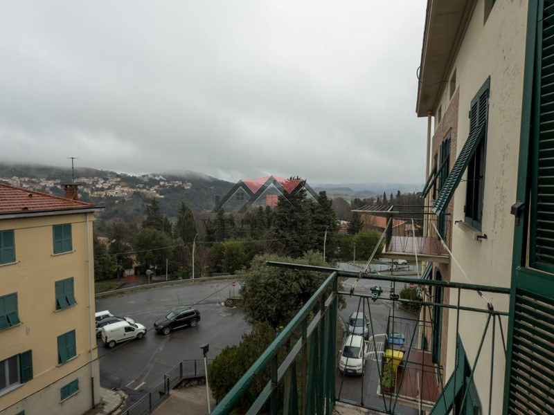 Quadrilocale in Vendita a Pomarance, zona Larderello, 45'000&euro;, 117 m², con Box