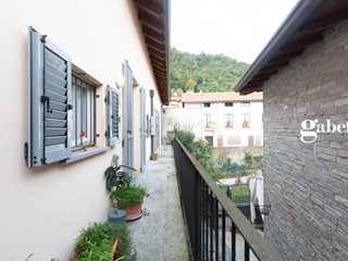 Trilocale in Vendita a Airuno, 180'000&euro;, 100 m²