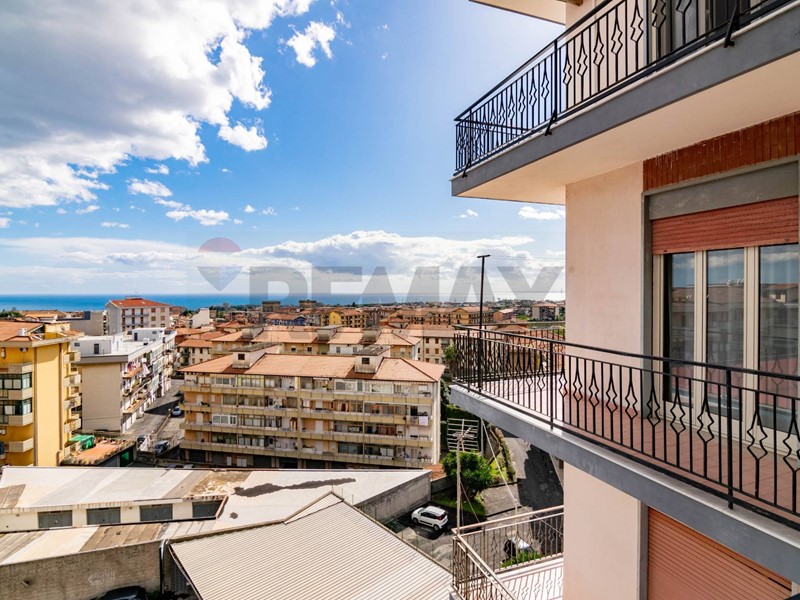 Quadrilocale in Vendita a Acireale, 139'000&euro;, 133 m²