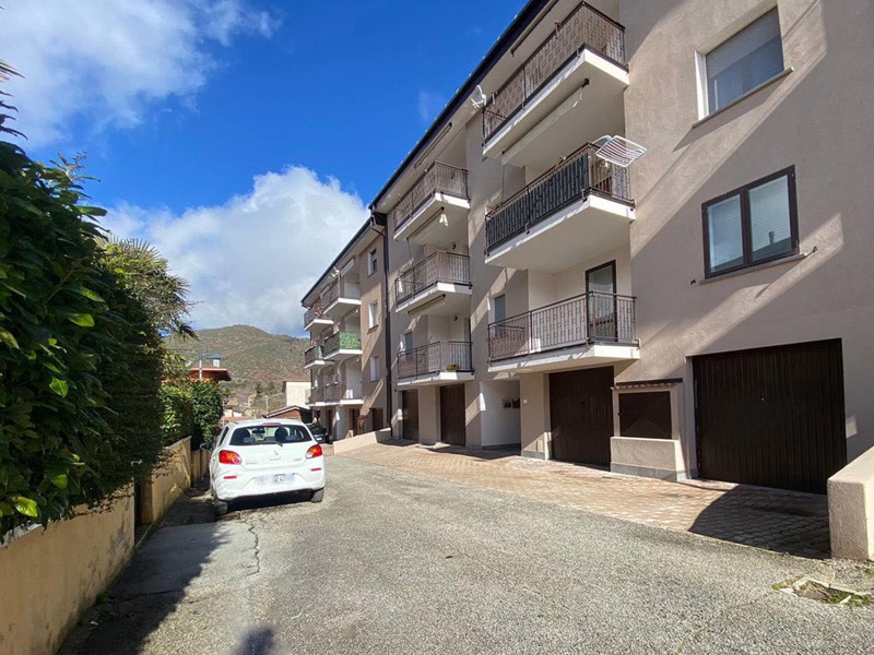 Trilocale in Vendita a Scoppito, 95'000&euro;, 98 m²