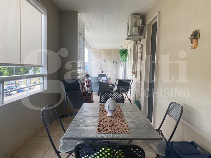 Quadrilocale in Vendita a Bari, 275'000&euro;, 95 m², con Box