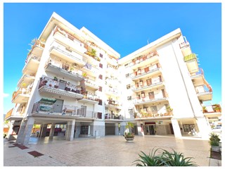 Appartamento in Vendita a Pontecagnano Faiano, 398'000&euro;, 175 m²