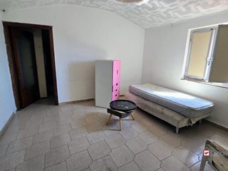 Bilocale in Vendita a Messina, 17'000&euro;, 60 m²