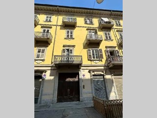 Appartamento in Vendita a Torino, 184'350&euro;, 125 m²