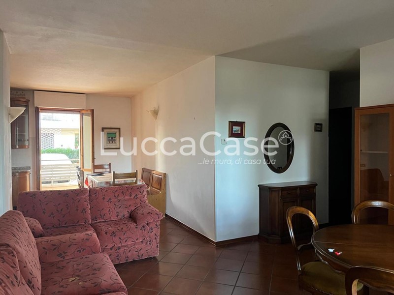 Quadrilocale in Vendita a Lucca, zona Sant'Angelo In Campo, 225'000&euro;, 86 m², arredato