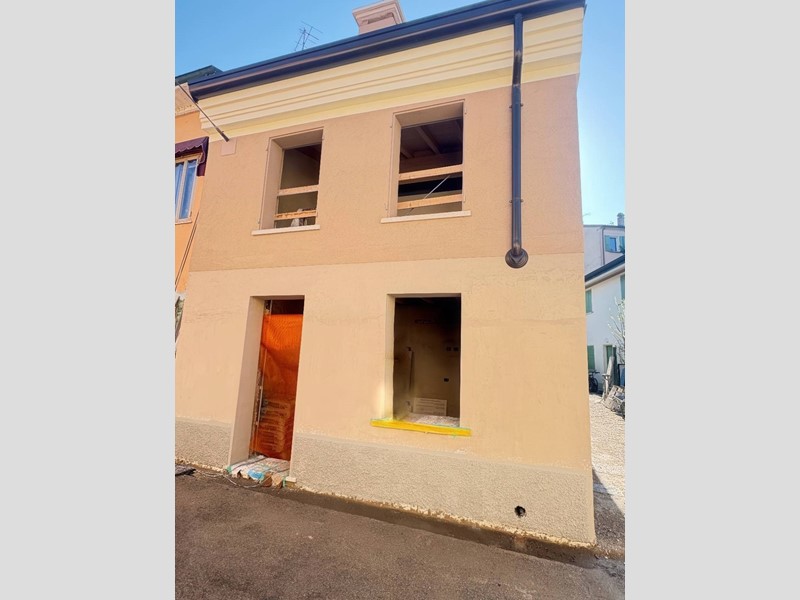 Bilocale in Vendita a Mantova, 120'000&euro;, 40 m²