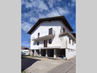 Appartamento in Vendita a Palestro, 26'578&euro;, 149 m², con Box