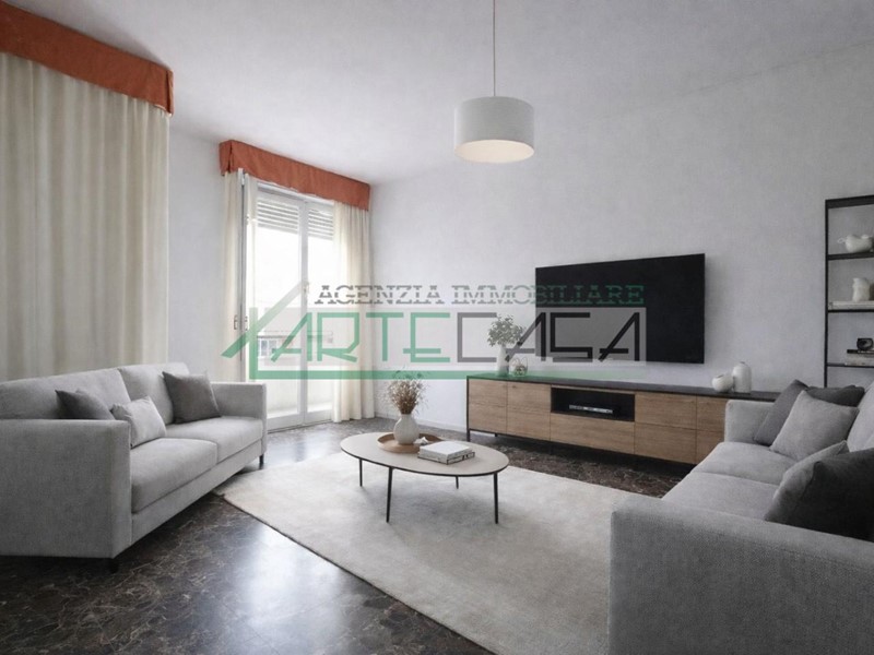 Appartamento in Vendita a Pontedera, 169'000&euro;, 102 m², con Box