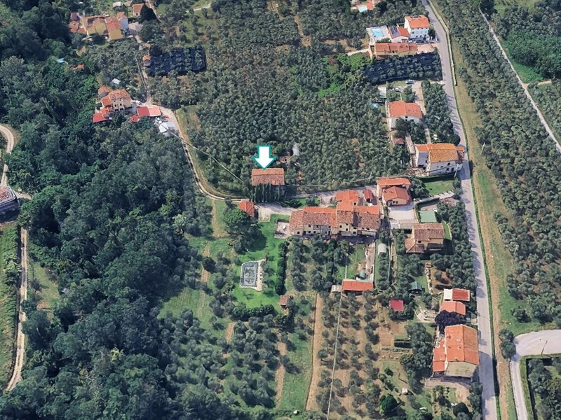 Appartamento in Vendita a Capannori, zona Segromigno In Monte, 57'375&euro;, 431 m²