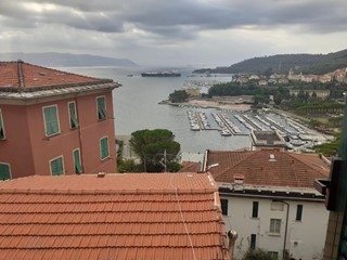 Bilocale in Vendita a La Spezia, zona Cadimare, 140'000&euro;, 45 m², arredato