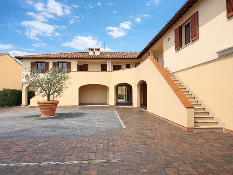 Trilocale in Affitto a Vicopisano, 800&euro;, 70 m²