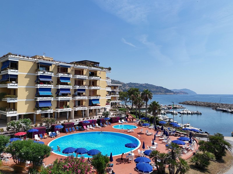 Appartamento in Vendita a San Lorenzo al Mare, 580'000&euro;, 135 m²