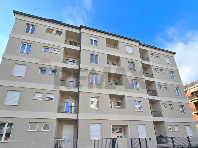 Trilocale in Vendita a Milano, 335'000&euro;, 55 m²